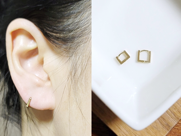 10K Mini square earring