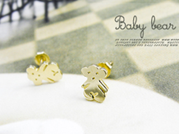 10K 골드 베이비 베어 귀걸이 10K Gold Baby bear earring