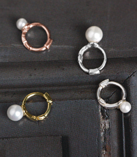 Silver mini pearl ring earring