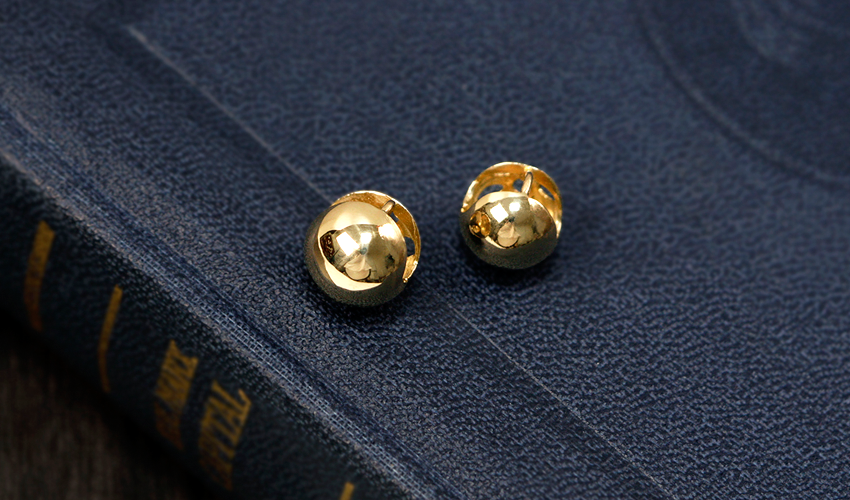 10K Gold ball one touch earring