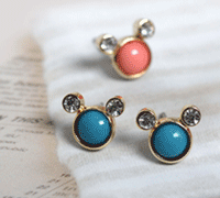 Color Mickey Mouse earring