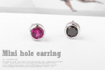 Mini hole earring