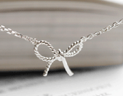 Mini twist ribbon necklace