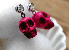 Color skull shock earring